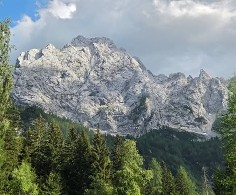 Od 10. do 12.07. članovi AOM su sudjelovali na sjajnom međunarodnom kampu u organizaciji Janka Oprešnika Zumbe (AK Impol) i Tina Cvitkovića
